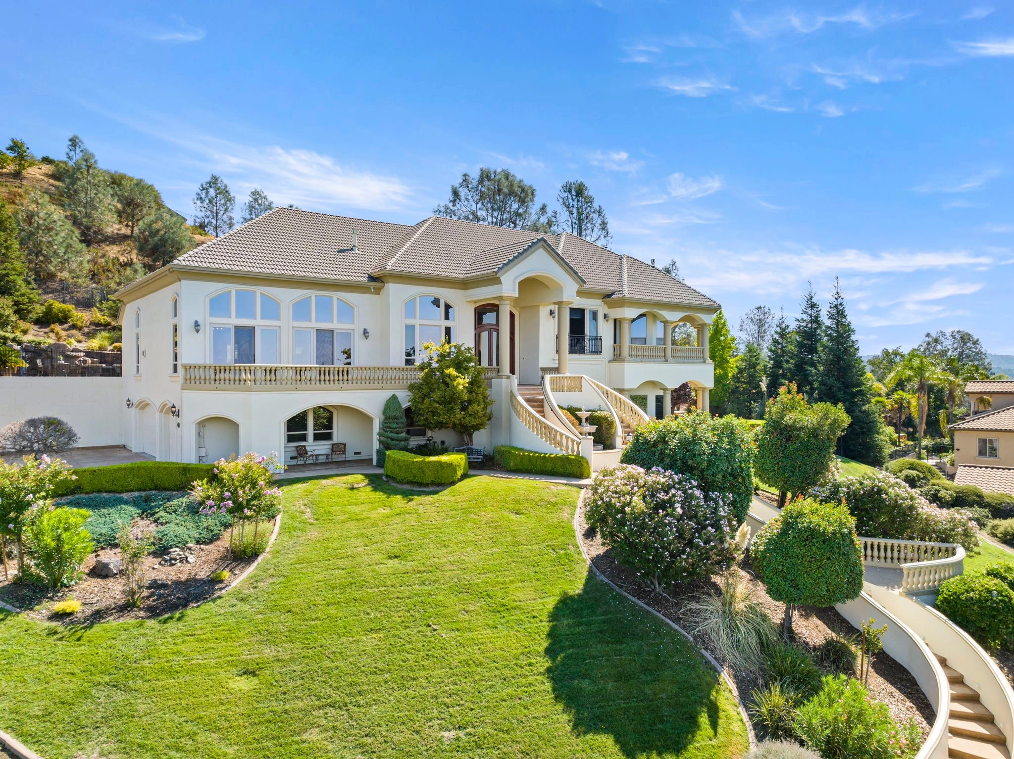 Enhanced property photo